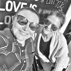 Meet your Posher, Noelle